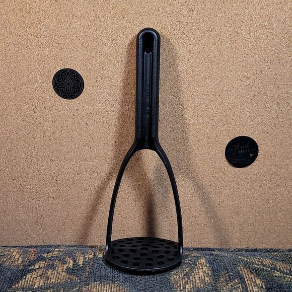 Pampered Chef Black Nylon Potato Bean Vegetable Fruit Masher Utensil - Picture 1 of 5